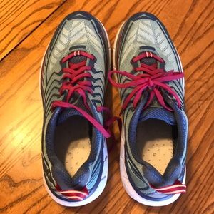 Hoka Clifton 4